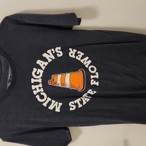 The Mitten State Michigan's State Flower shirt. Men's Size Small.